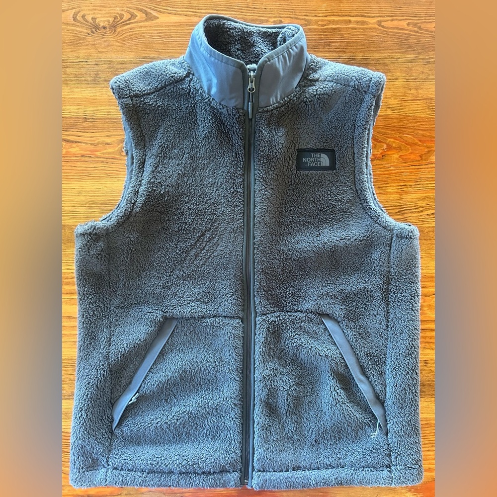 The North Face Men’s Large Gray Sherpa Fleece Vest‎